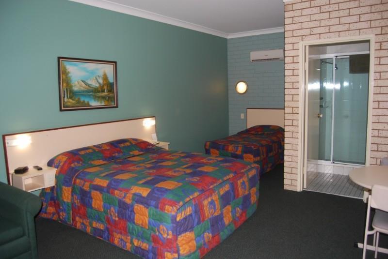 The Aberdeen Motel Dubbo Room photo